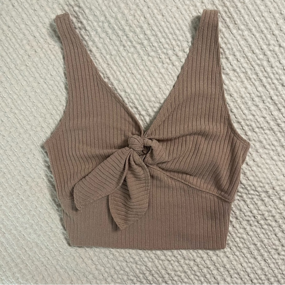 Abercrombie Ribbed Knot Front Tank